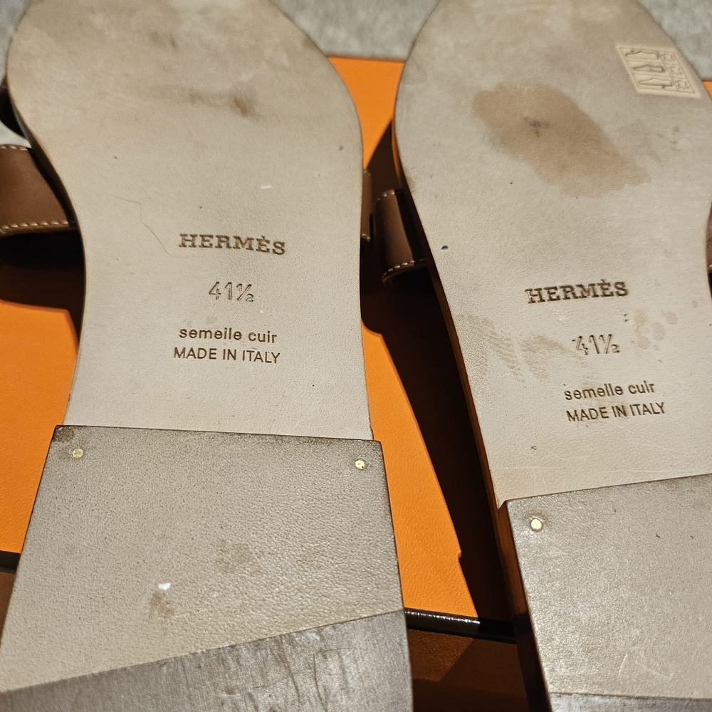 ❌️SOLD❌️Hermes Brown Women's Slippers - Picture 4 of 5